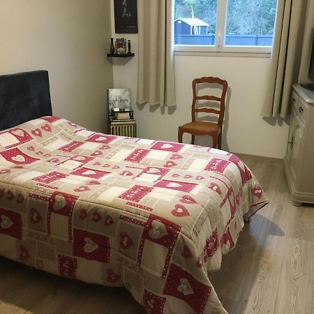 Au Vieux Bourg Leilighet Guécélard Eksteriør bilde